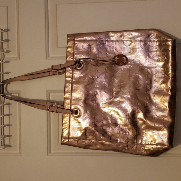 MICHAEL Michael Kors Handbags - Michael Kors Metallic Gold Mirror tote